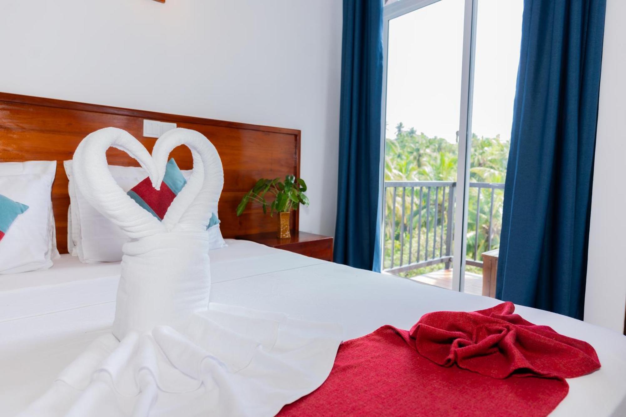 Sea Cloud Otel Unawatuna Dış mekan fotoğraf